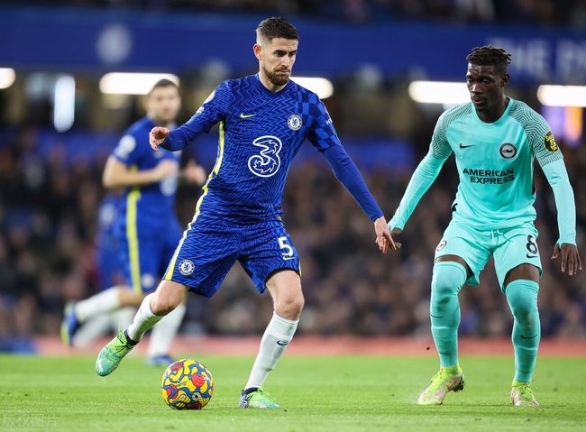 C罗为合作的AI网站宣传，视频中梅罗之争再次成为话题