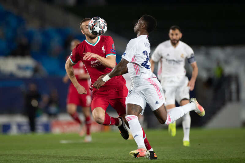 东契奇34+12+7独享历史第1，艾顿两双里夫斯33分，湖人轻取鹈鹕