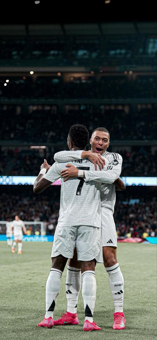 快船vs老鹰前瞻：哈登PK约翰逊，两队皆欲取胜终止颓势